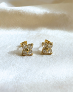 Bloom Studs